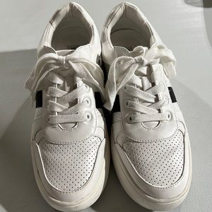 Steve Madden sneakers